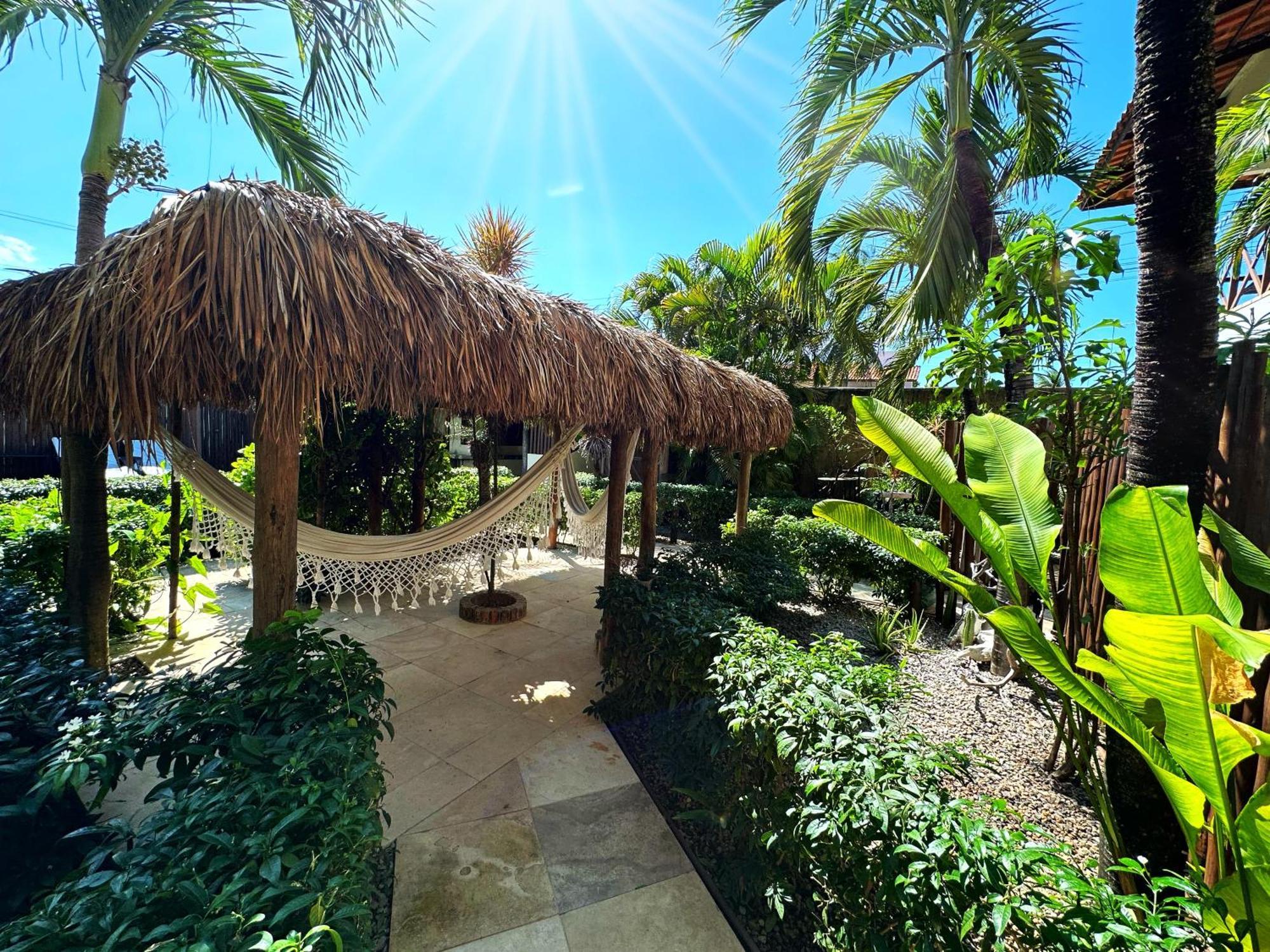 Oasis Inn 3*